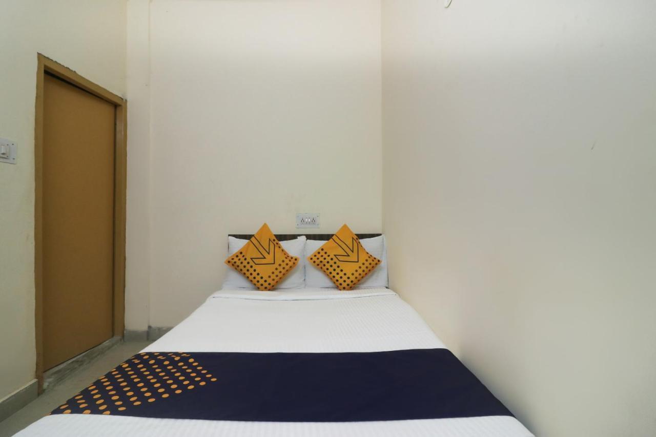 Spot On Negi Home Stay Dehradun Exterior foto